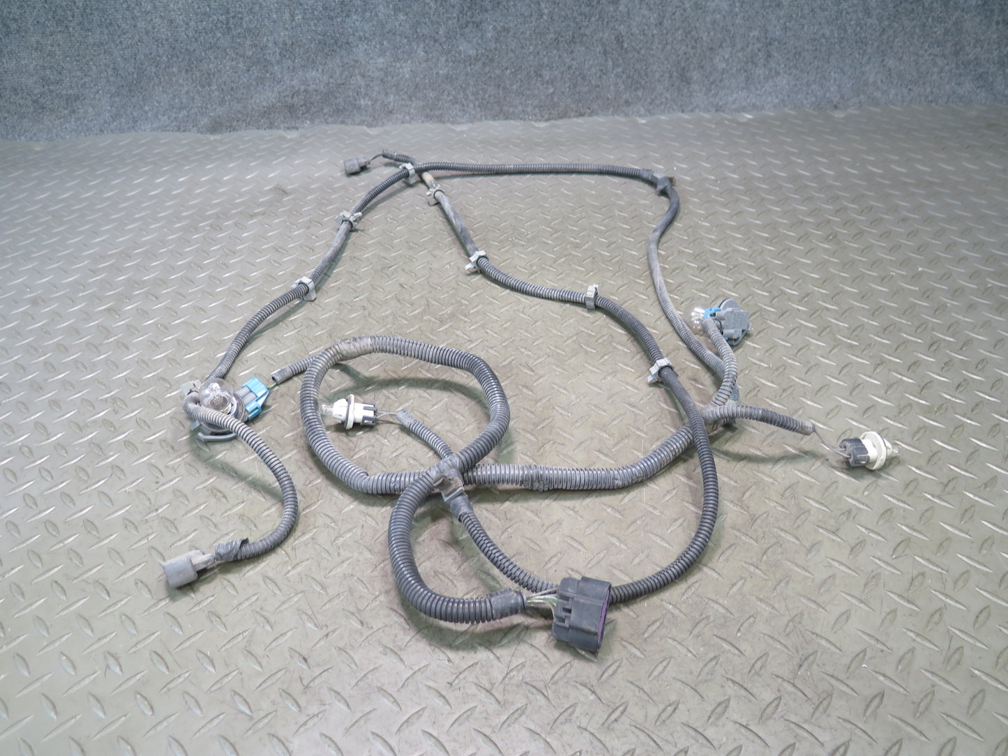 03-06 Chevrolet SSR Rear Bumper Wire Wiring Harness OEM