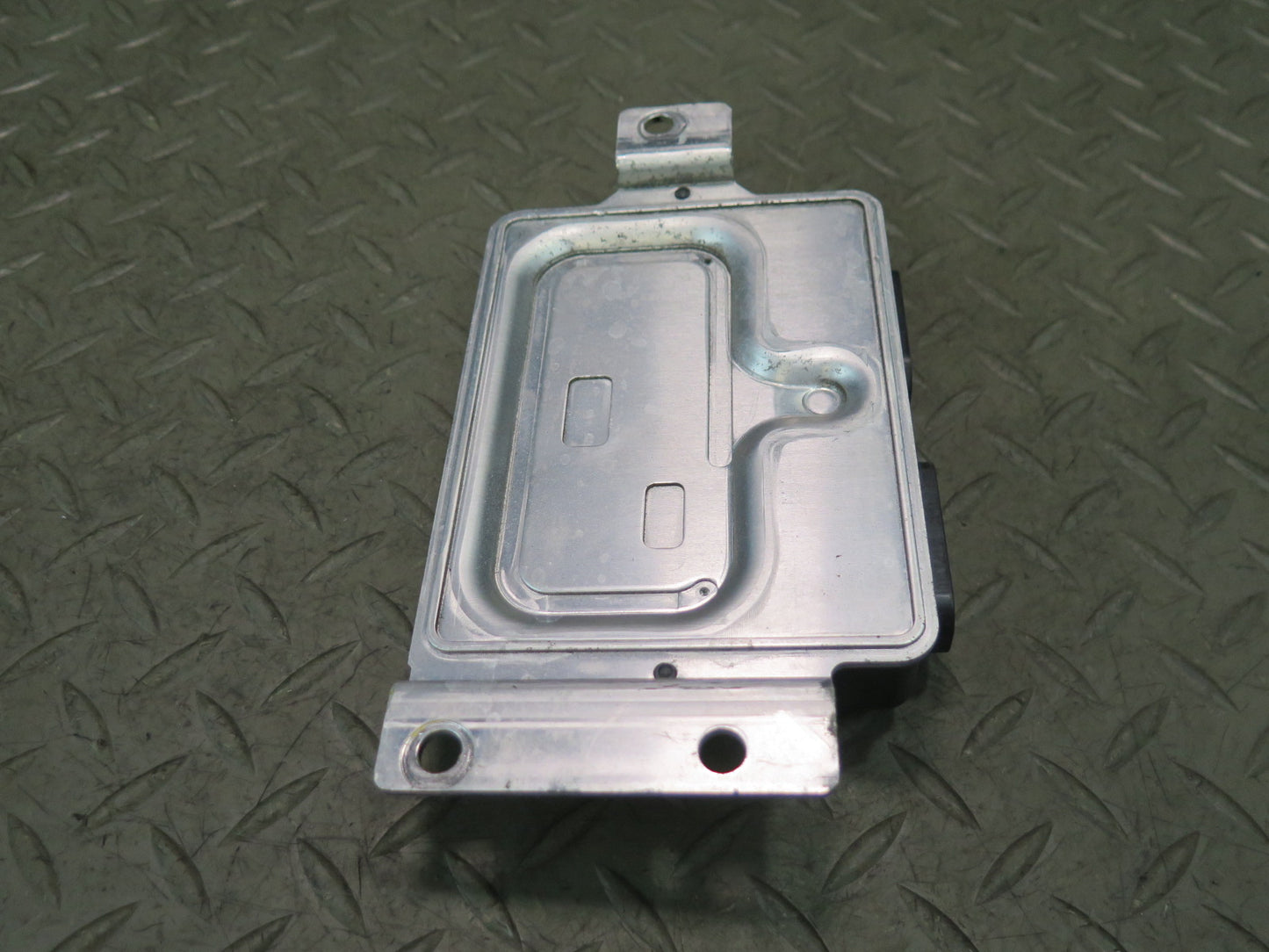 03-04 Chevrolet SSR 5.3L Throttle Actuator Control Module 12573061 OEM