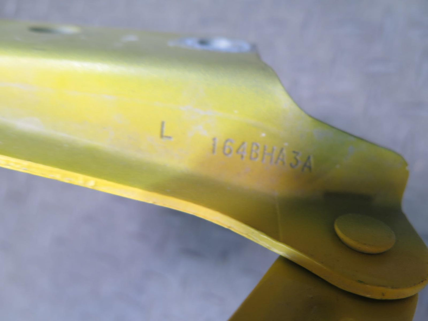 03-06 Chevrolet SSR Set of 2 Left & Right Hood Hinge Yellow OEM