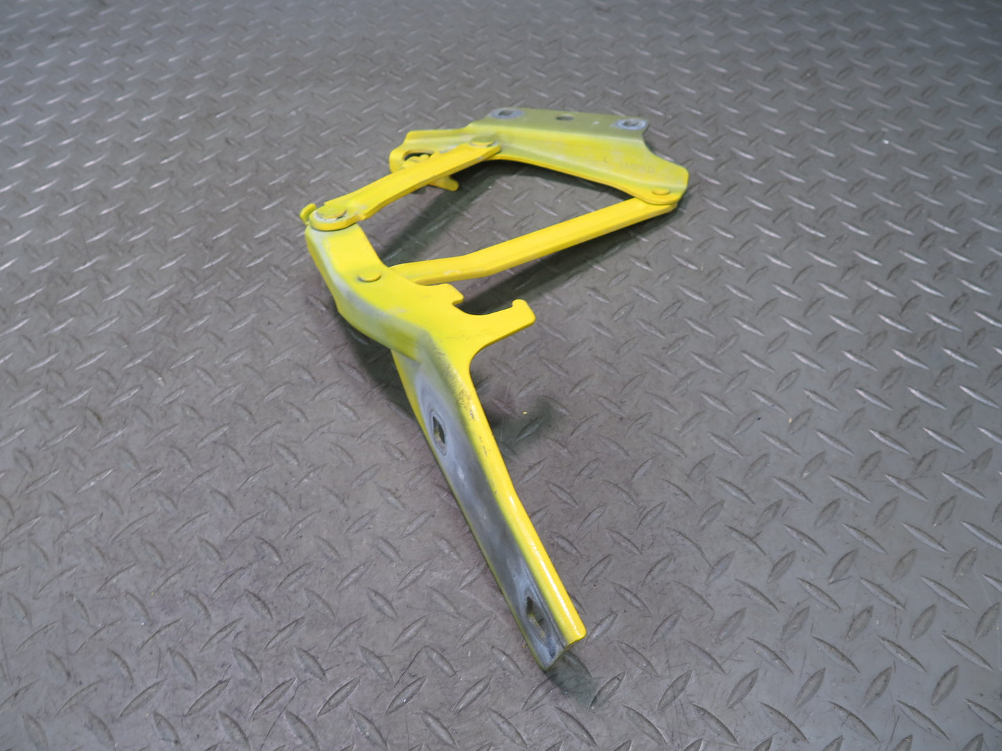 03-06 Chevrolet SSR Set of 2 Left & Right Hood Hinge Yellow OEM