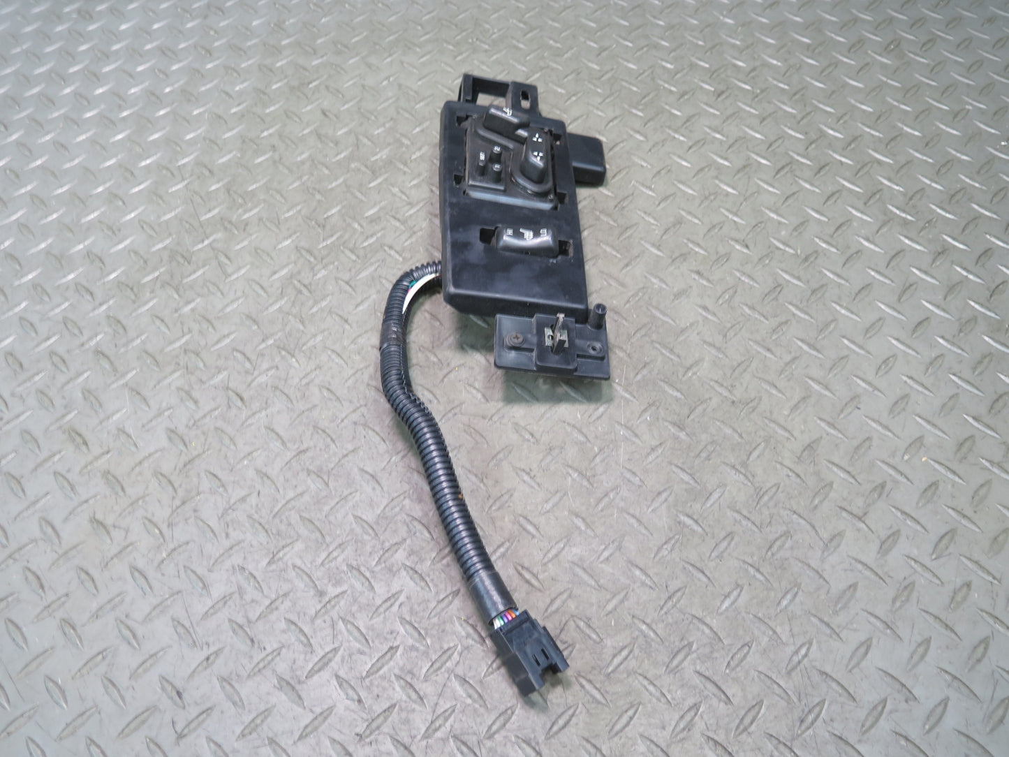 03-06 Chevrolet SSR Front Left Driver Seat Adjustment Memory Heated Switch OEM