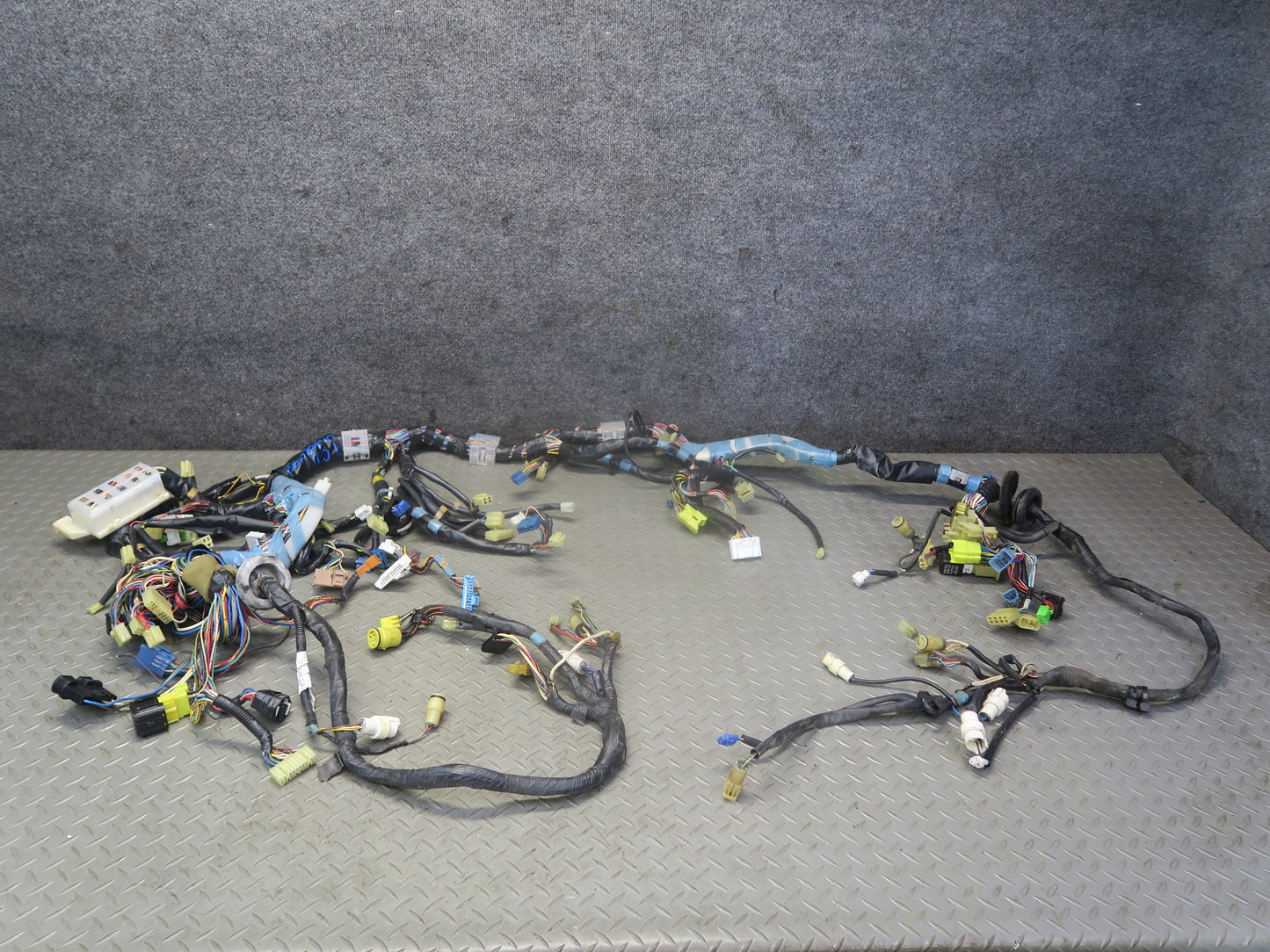 85-86 Toyota Cressida MX73 Instrument Panel Under Dash Wire Wiring Harness OEM