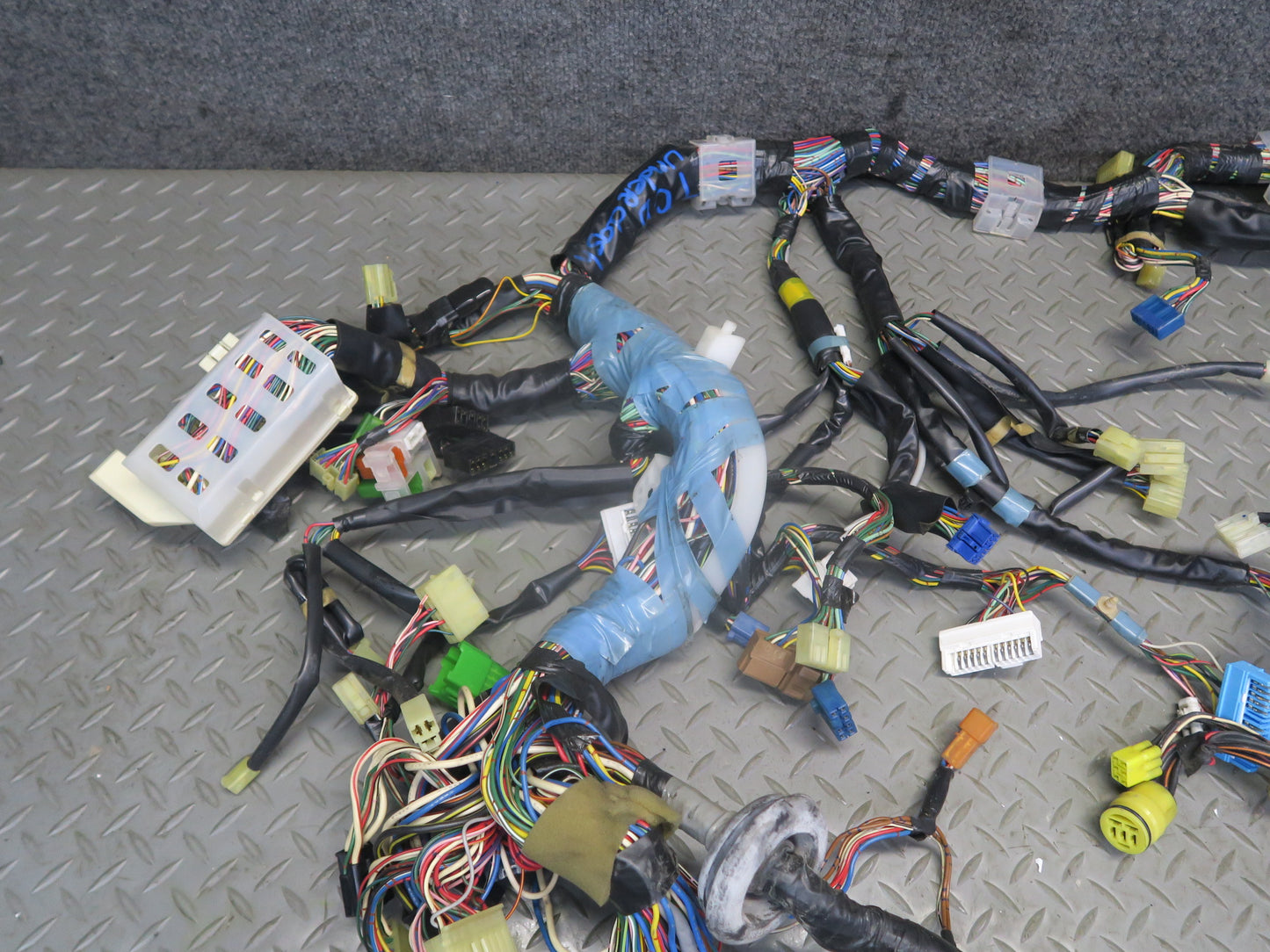 85-86 Toyota Cressida MX73 Instrument Panel Under Dash Wire Wiring Harness OEM