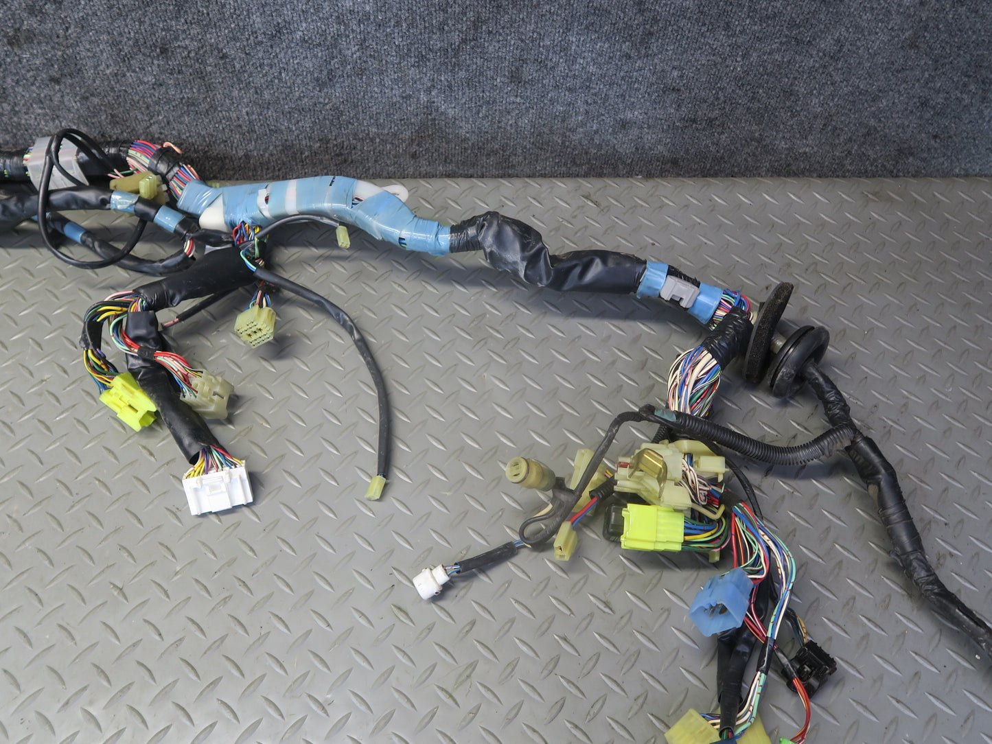 85-86 Toyota Cressida MX73 Instrument Panel Under Dash Wire Wiring Harness OEM