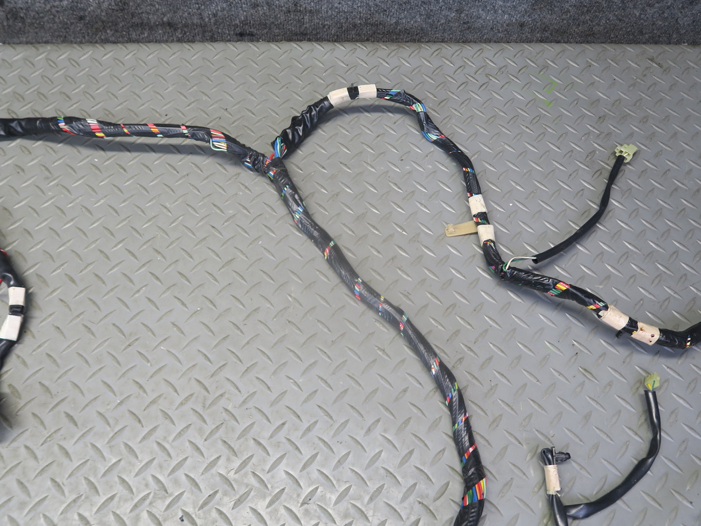 85-86 Toyota Cressida MX73 Sedan Left Interior Floor Wire Wiring Harness OEM