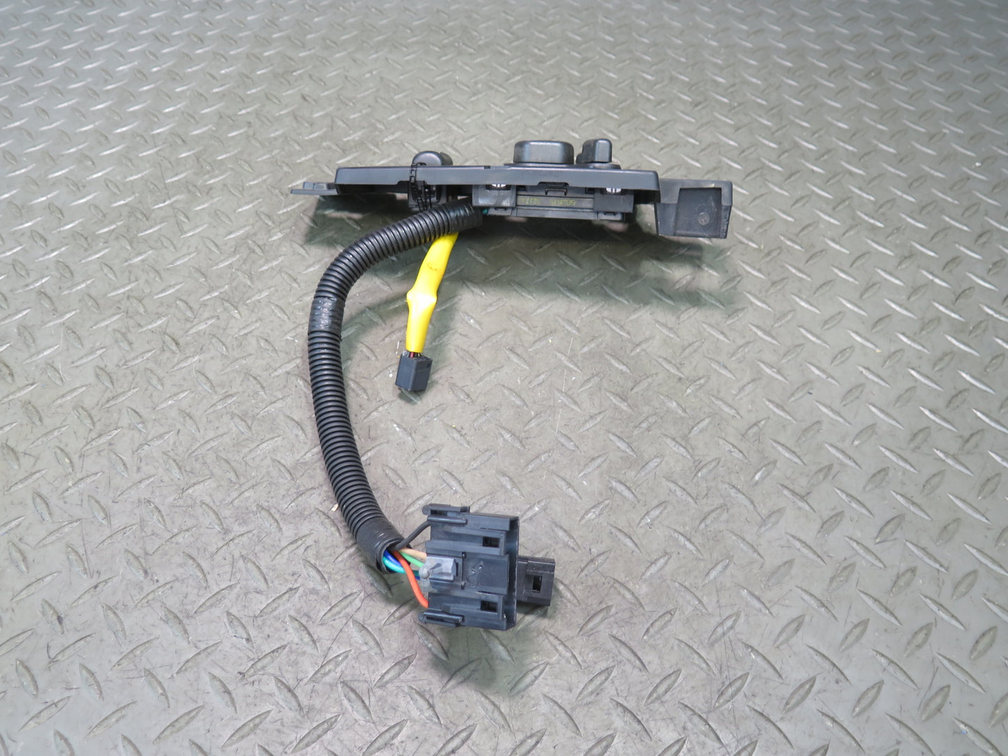 03-06 Chevrolet SSR Front Right Passenger Seat Adjustment Heated Switch OEM