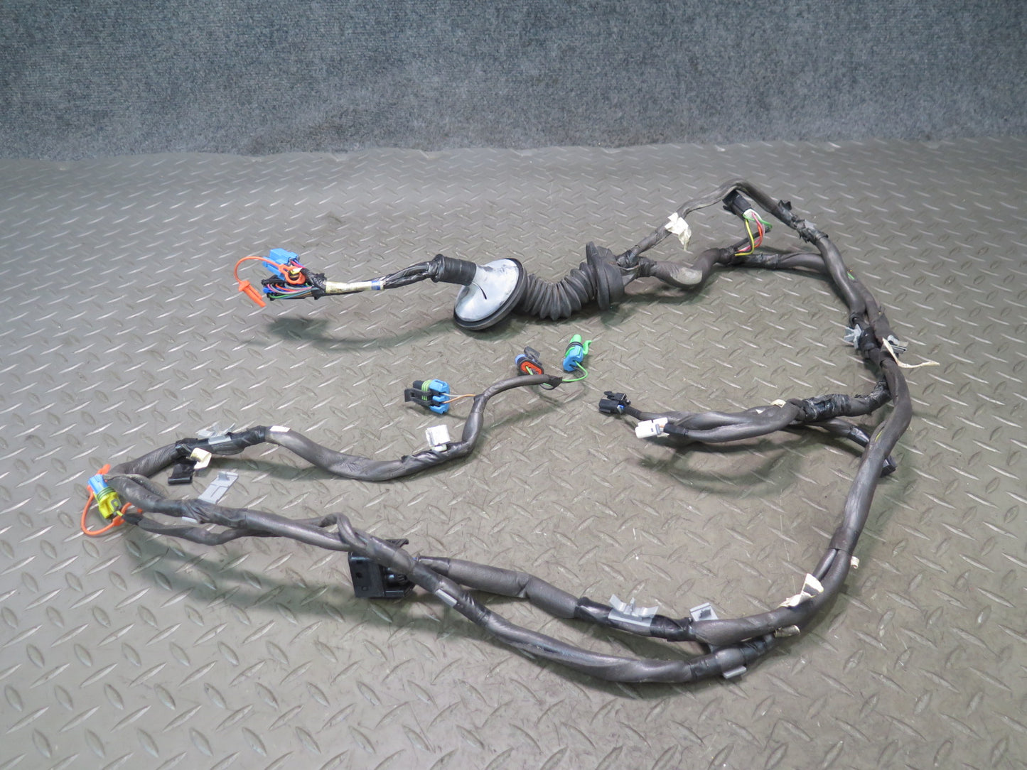 03-06 Chevrolet SSR Left Driver Door Wire Wiring Harness OEM