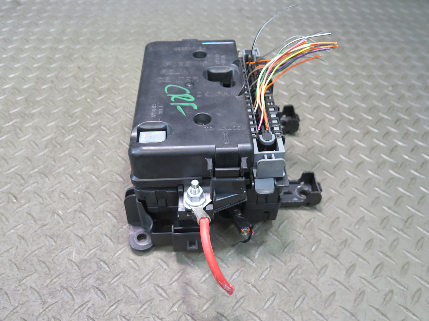 2003 Chevrolet SSR 5.3L LM4 A/T Cabin Interior Relay Fuse Box OEM