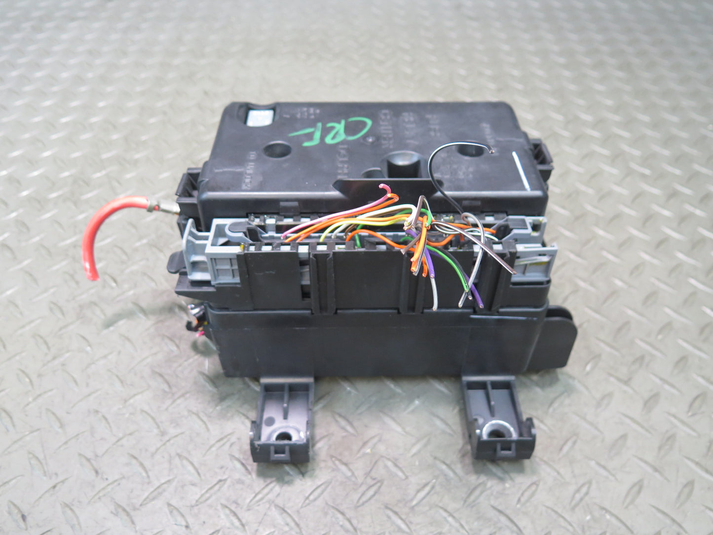 2003 Chevrolet SSR 5.3L LM4 A/T Cabin Interior Relay Fuse Box OEM