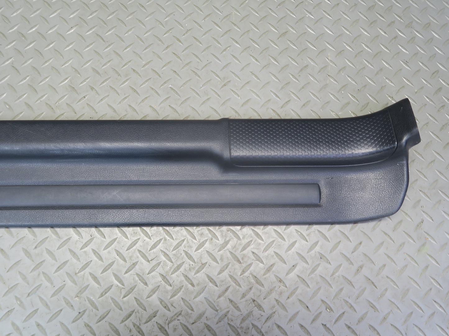 00-05 Toyota MR2 Spyder ZZW30L Left & Right Door Scuff Sill Plate Trim Set OEM
