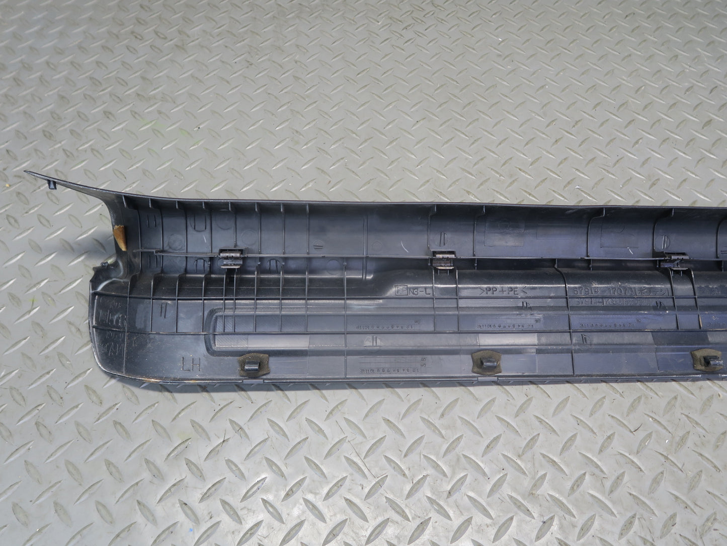 00-05 Toyota MR2 Spyder ZZW30L Left & Right Door Scuff Sill Plate Trim Set OEM