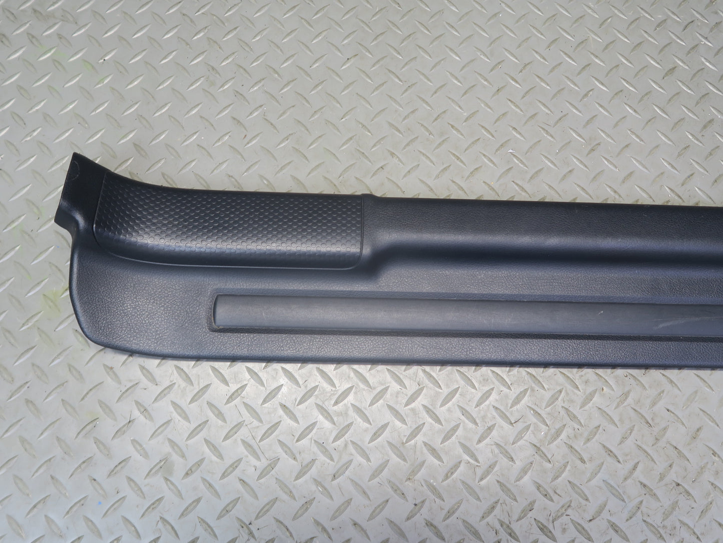 00-05 Toyota MR2 Spyder ZZW30L Left & Right Door Scuff Sill Plate Trim Set OEM
