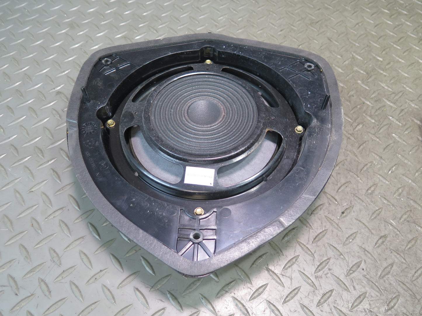 03-06 Chevrolet SSR Set of 2 Front Left & Right Door Bose Woofer Speaker OEM
