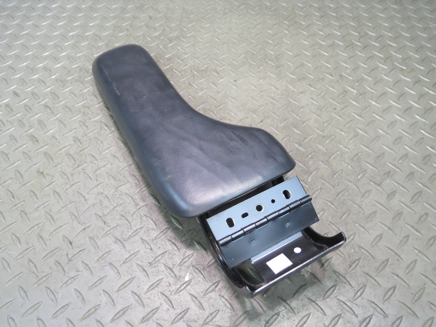 03-06 Chevrolet SSR Center Console Leather Armrest Black OEM