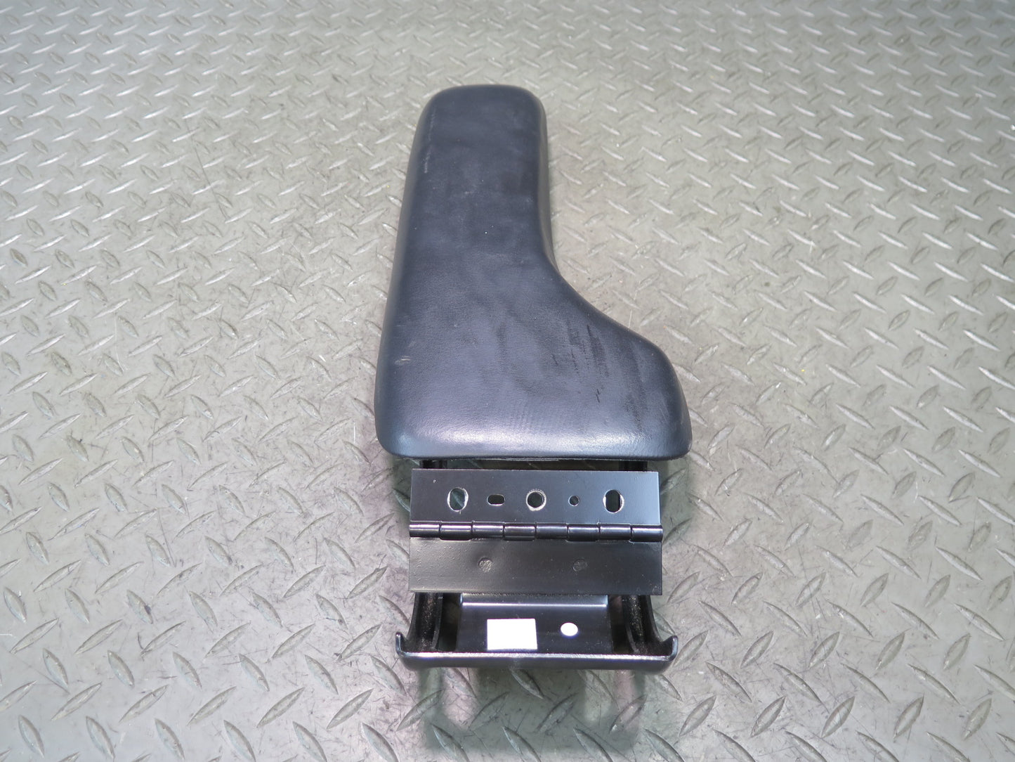 03-06 Chevrolet SSR Center Console Leather Armrest Black OEM
