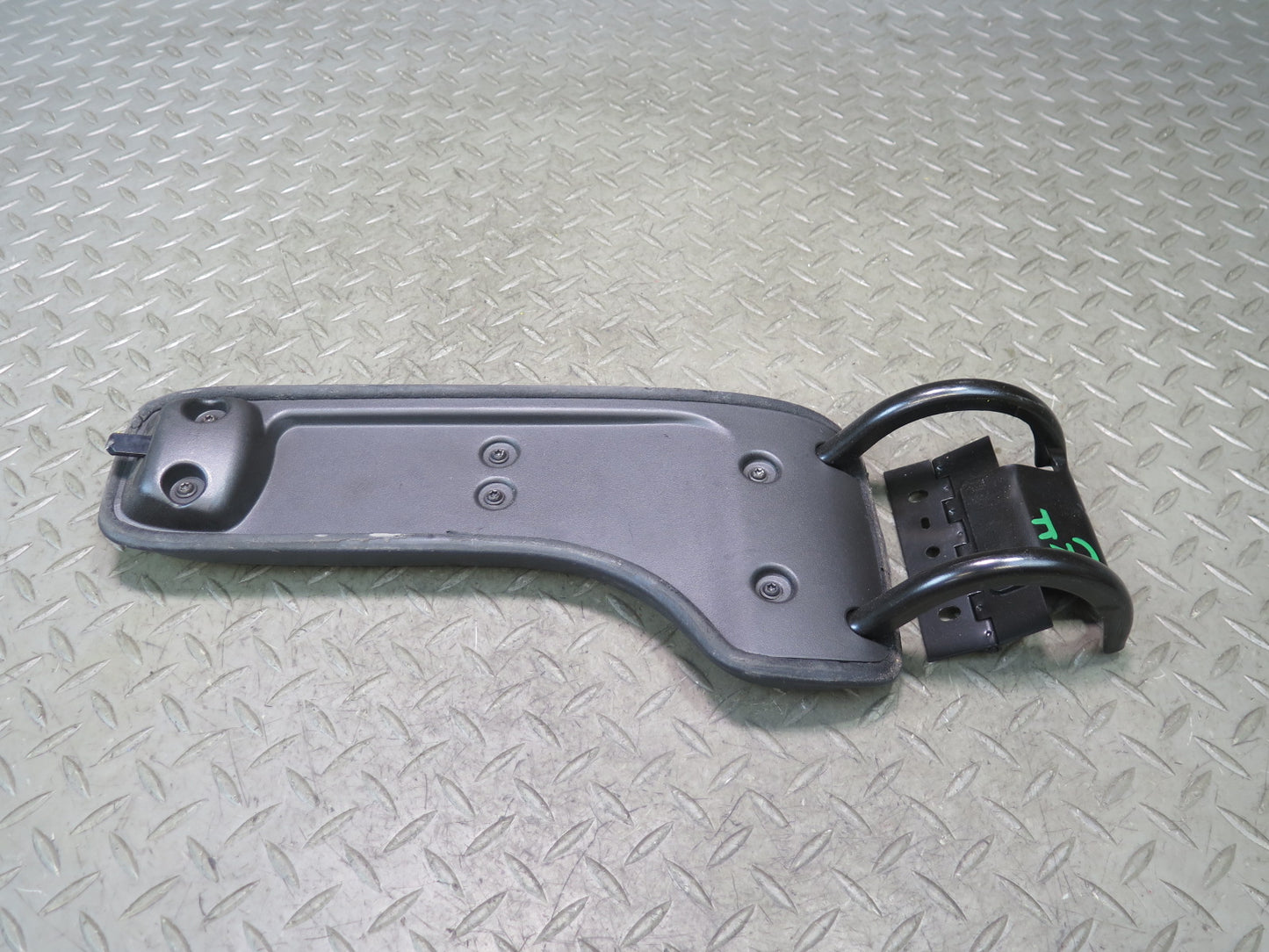 03-06 Chevrolet SSR Center Console Leather Armrest Black OEM