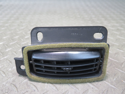 03-06 Chevrolet SSR Dash Dashboard Center Right Air Vent Grille OEM