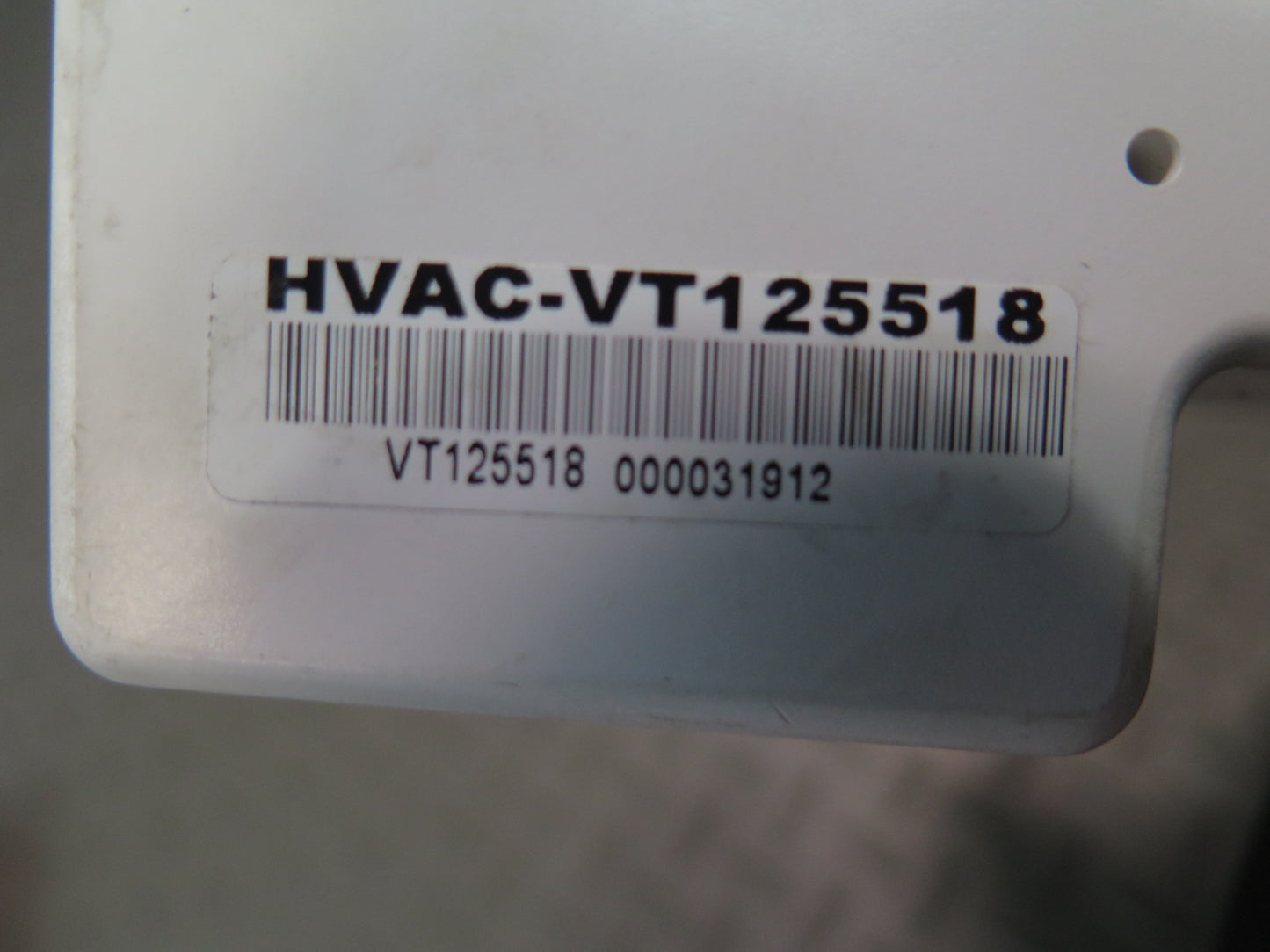 03-06 Chevrolet SSR A/C Air Conditioning Climate Control Switch Panel OEM