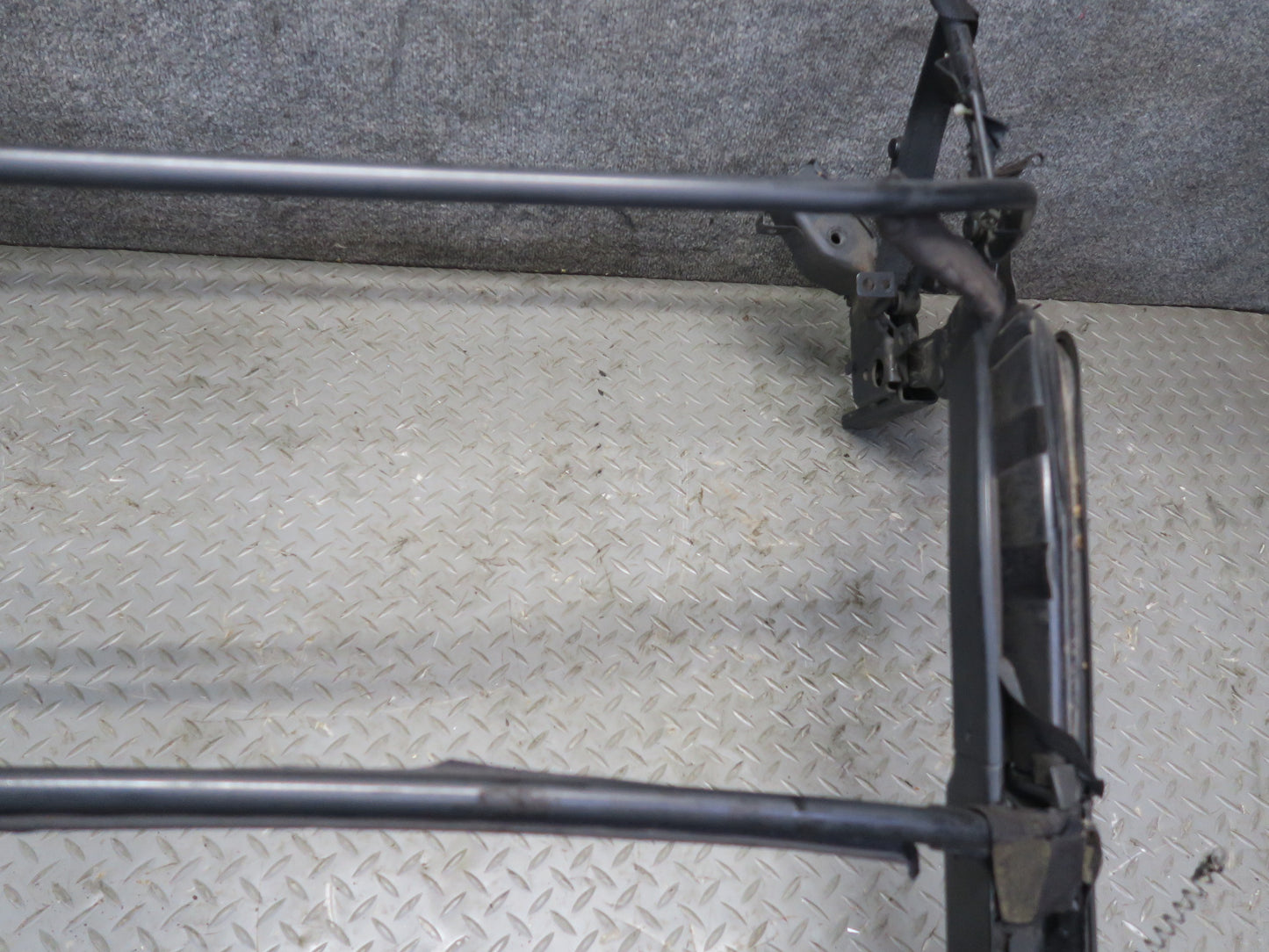 00-05 Toyota MR2 Spyder ZZW30L Convertible Soft TOP Roof Frame Panel OEM