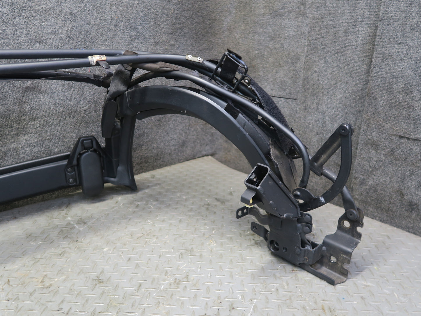 00-05 Toyota MR2 Spyder ZZW30L Convertible Soft TOP Roof Frame Panel OEM