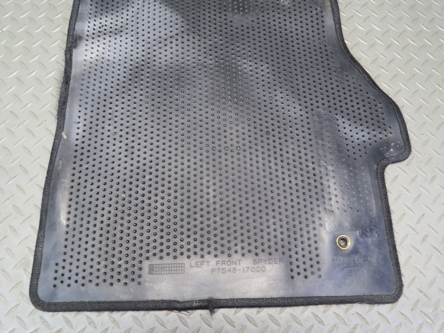00-05 Toyota MR2 Spyder ZZW30L Set of 2 Front Left & Right Floor MAT OEM