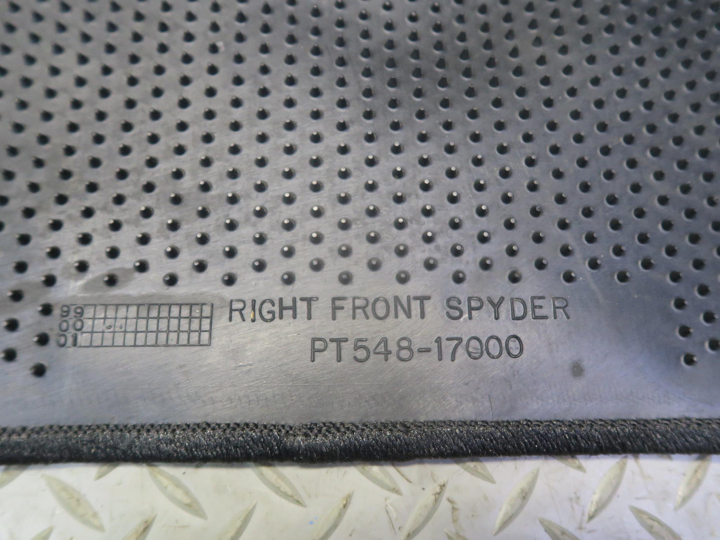 00-05 Toyota MR2 Spyder ZZW30L Set of 2 Front Left & Right Floor MAT OEM
