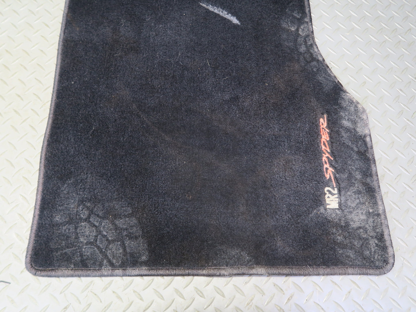 00-05 Toyota MR2 Spyder ZZW30L Set of 2 Front Left & Right Floor MAT OEM