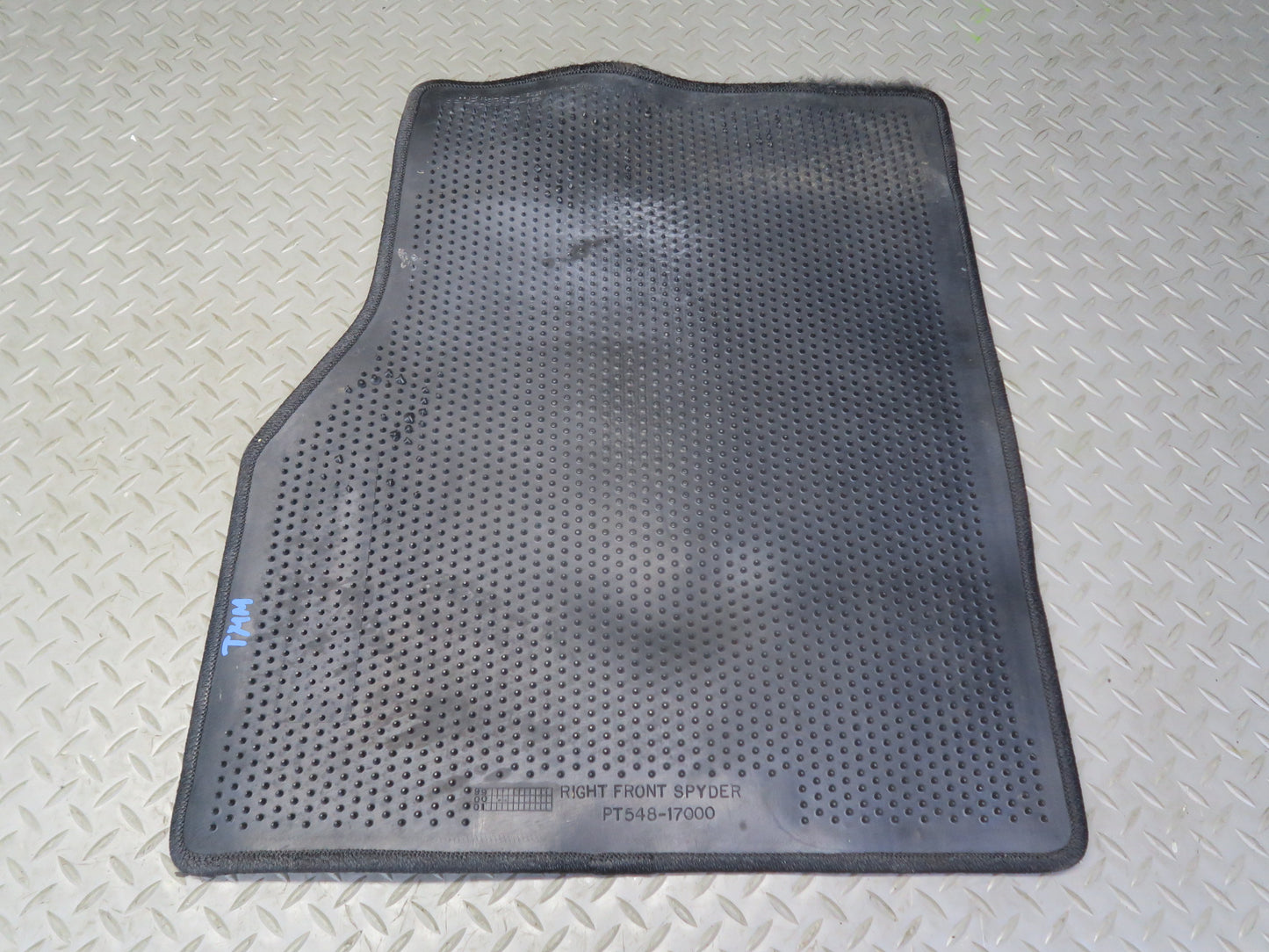 00-05 Toyota MR2 Spyder ZZW30L Set of 2 Front Left & Right Floor MAT OEM