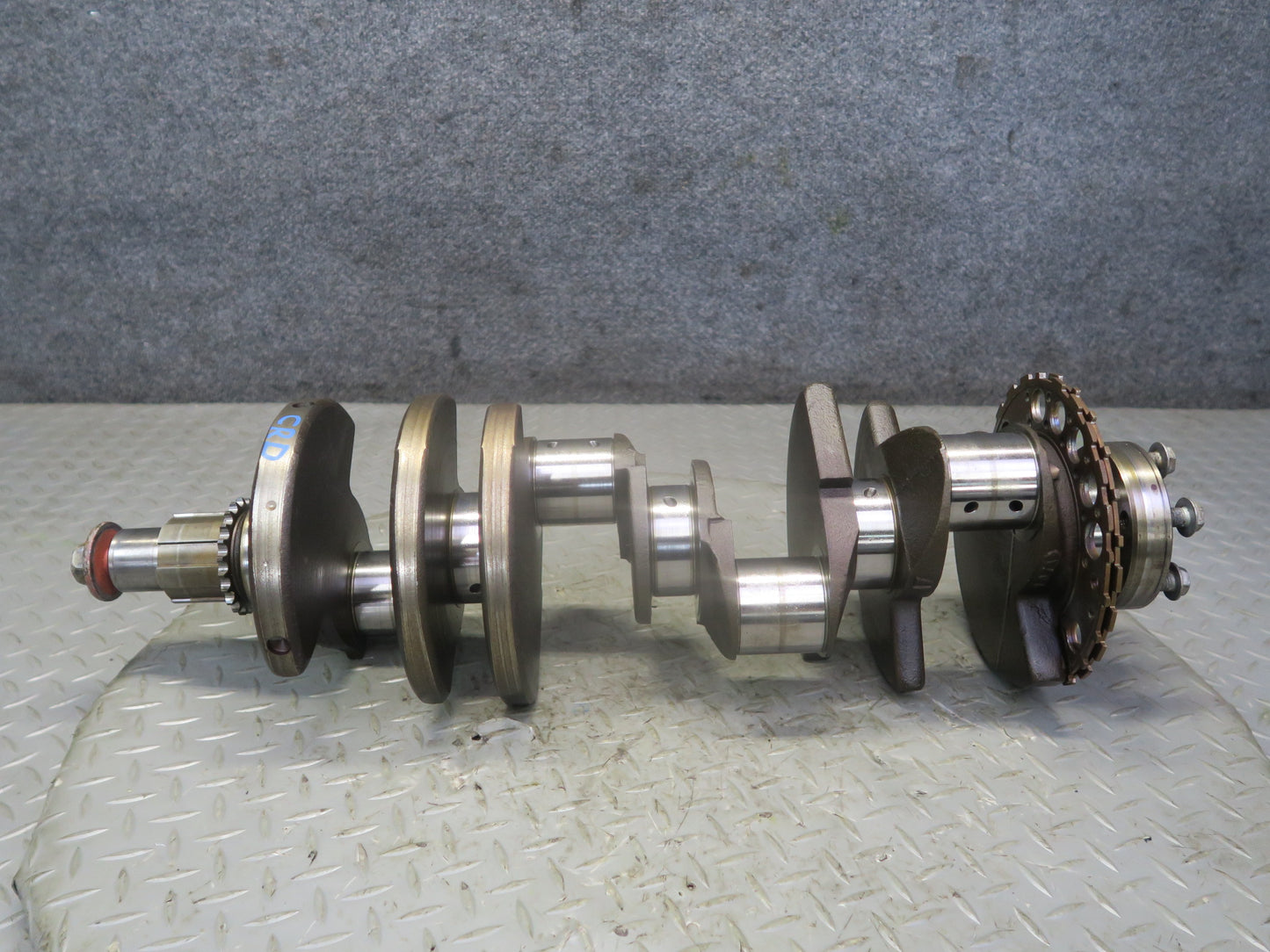 03-04 Chevrolet SSR V8 5.3L LM4 Engine Motor Crankshaft 49K Miles OEM