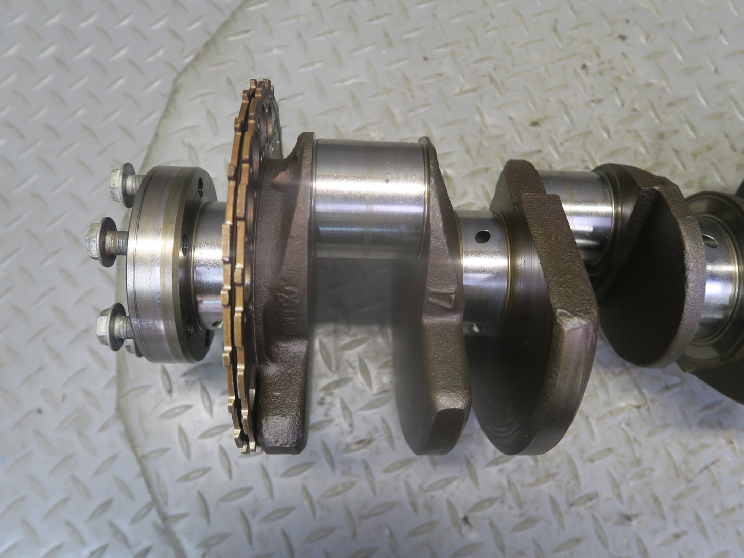 03-04 Chevrolet SSR V8 5.3L LM4 Engine Motor Crankshaft 49K Miles OEM