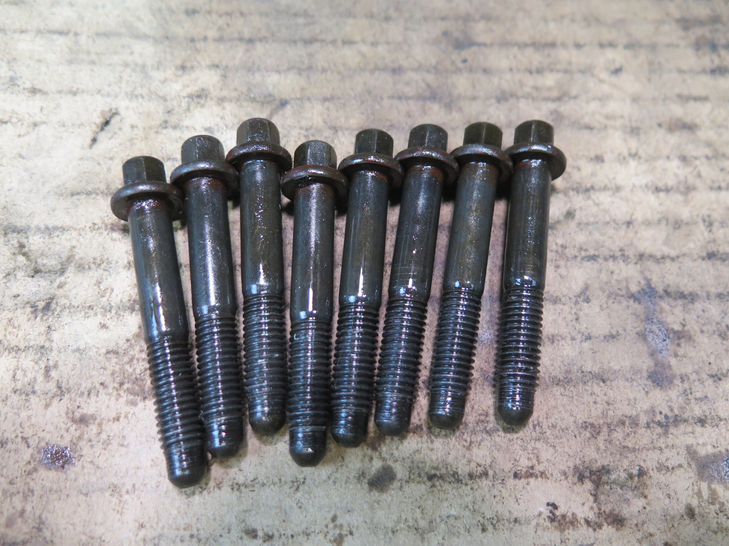 03-04 Chevrolet SSR V8 5.3L Right Engine Rockers & Rail Bolt Set 49K Miles OEM
