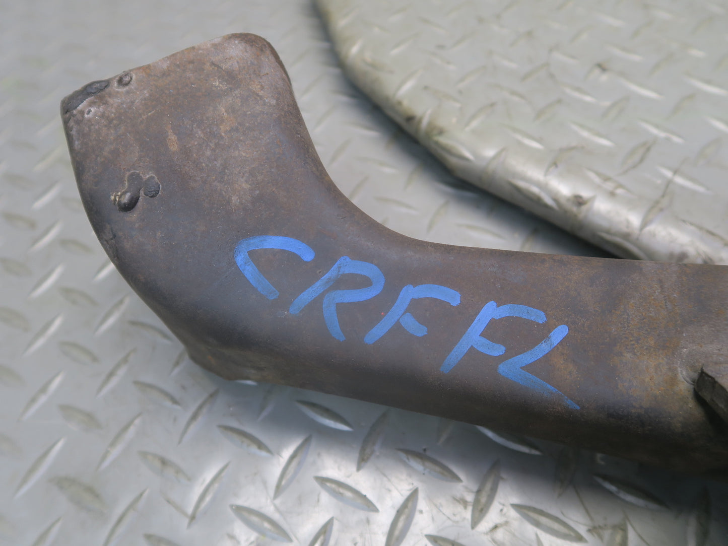 03-06 Chevrolet SSR Set of 2 Front Left Upper & Lower Control Arm OEM