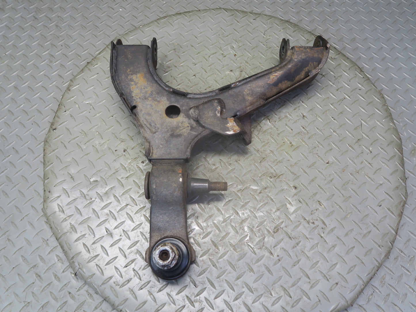 03-06 Chevrolet SSR Set of 2 Front Left Upper & Lower Control Arm OEM