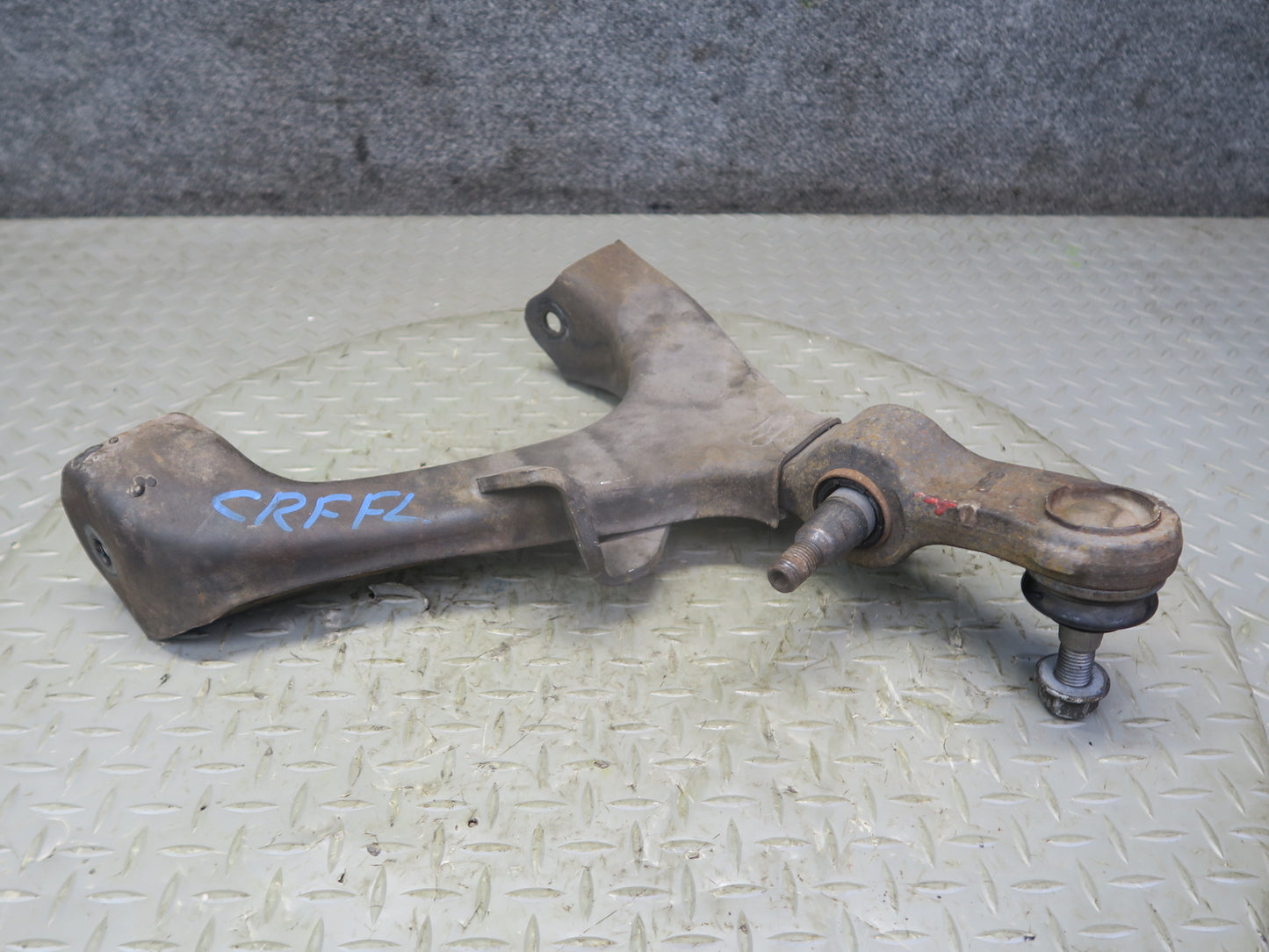 03-06 Chevrolet SSR Set of 2 Front Left Upper & Lower Control Arm OEM
