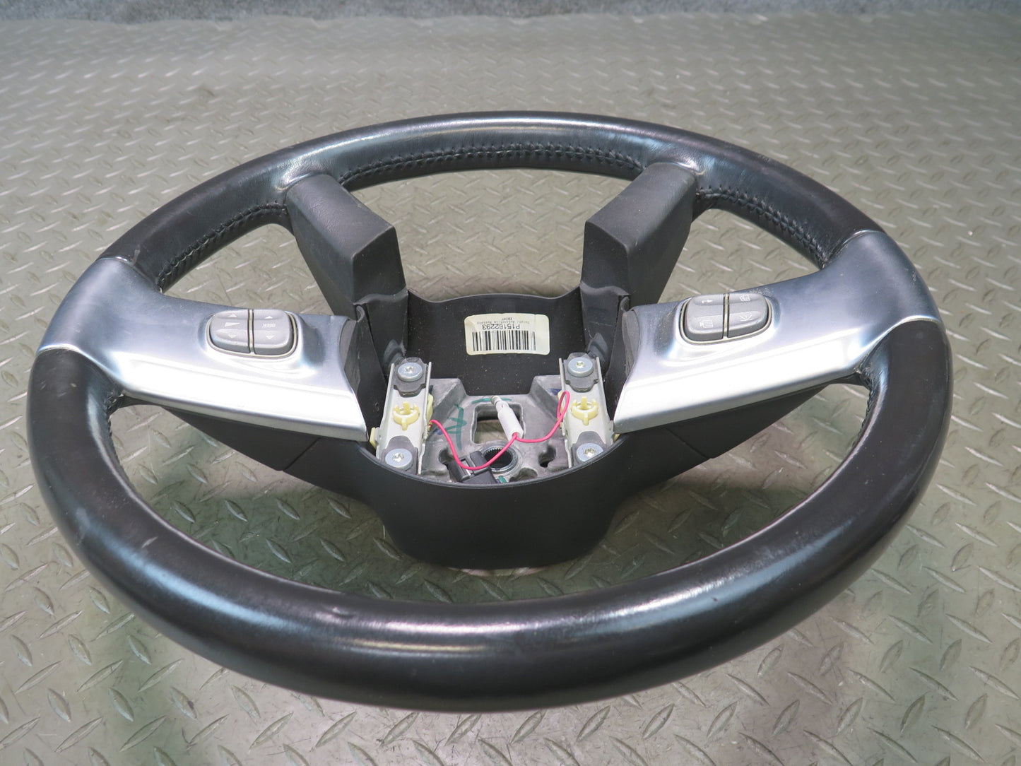 03-06 Chevrolet SSR Multifunction Leather Steering 15162293 OEM