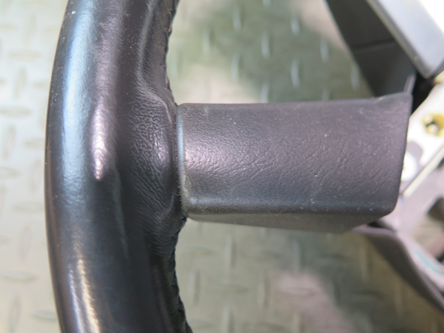 03-06 Chevrolet SSR Multifunction Leather Steering 15162293 OEM