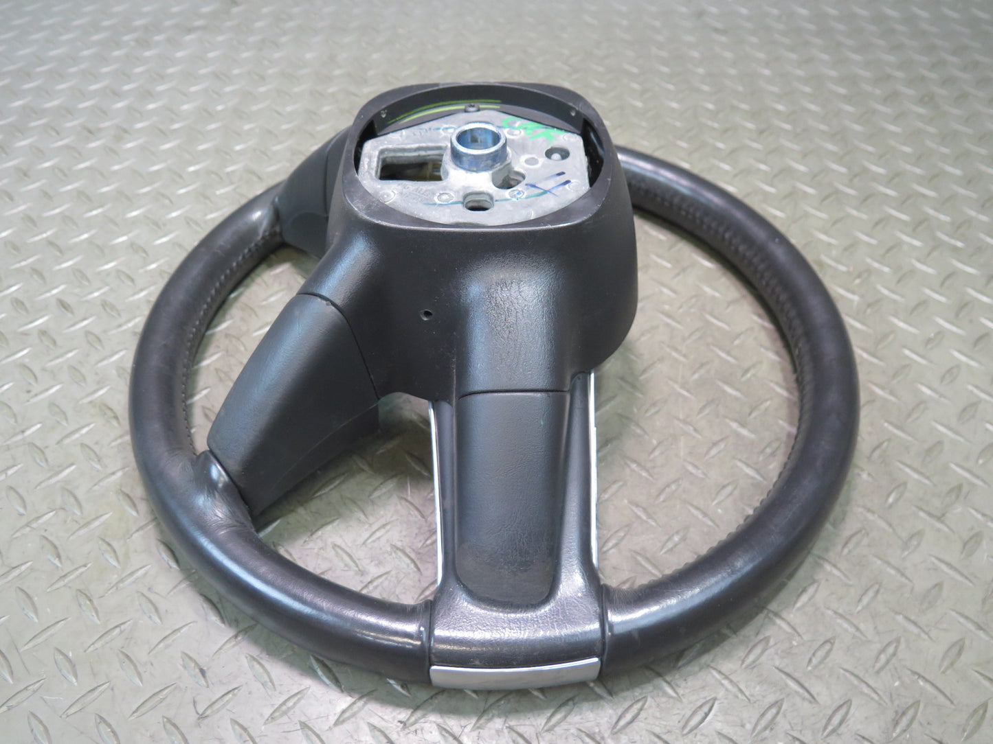 03-06 Chevrolet SSR Multifunction Leather Steering 15162293 OEM