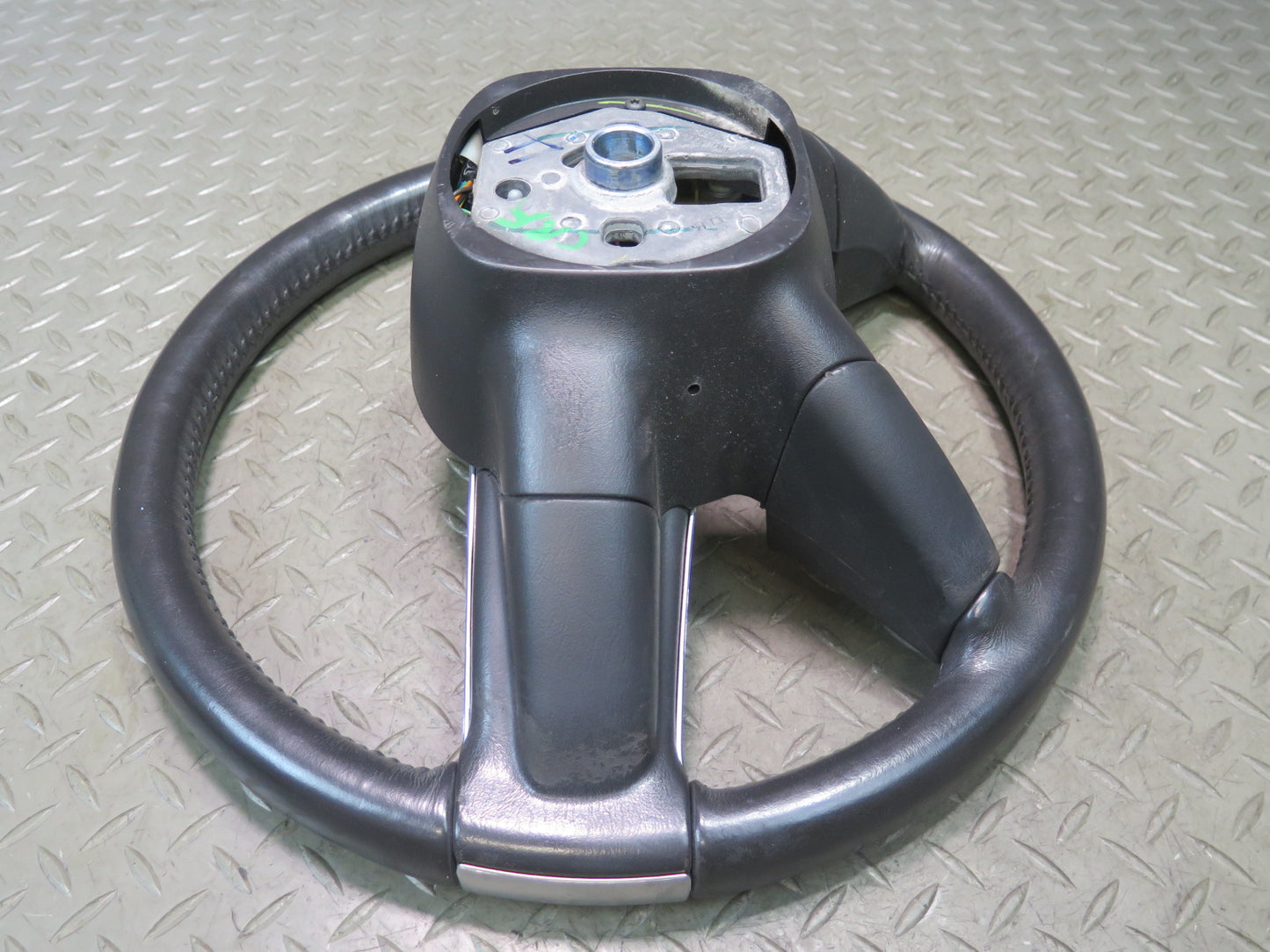 03-06 Chevrolet SSR Multifunction Leather Steering 15162293 OEM