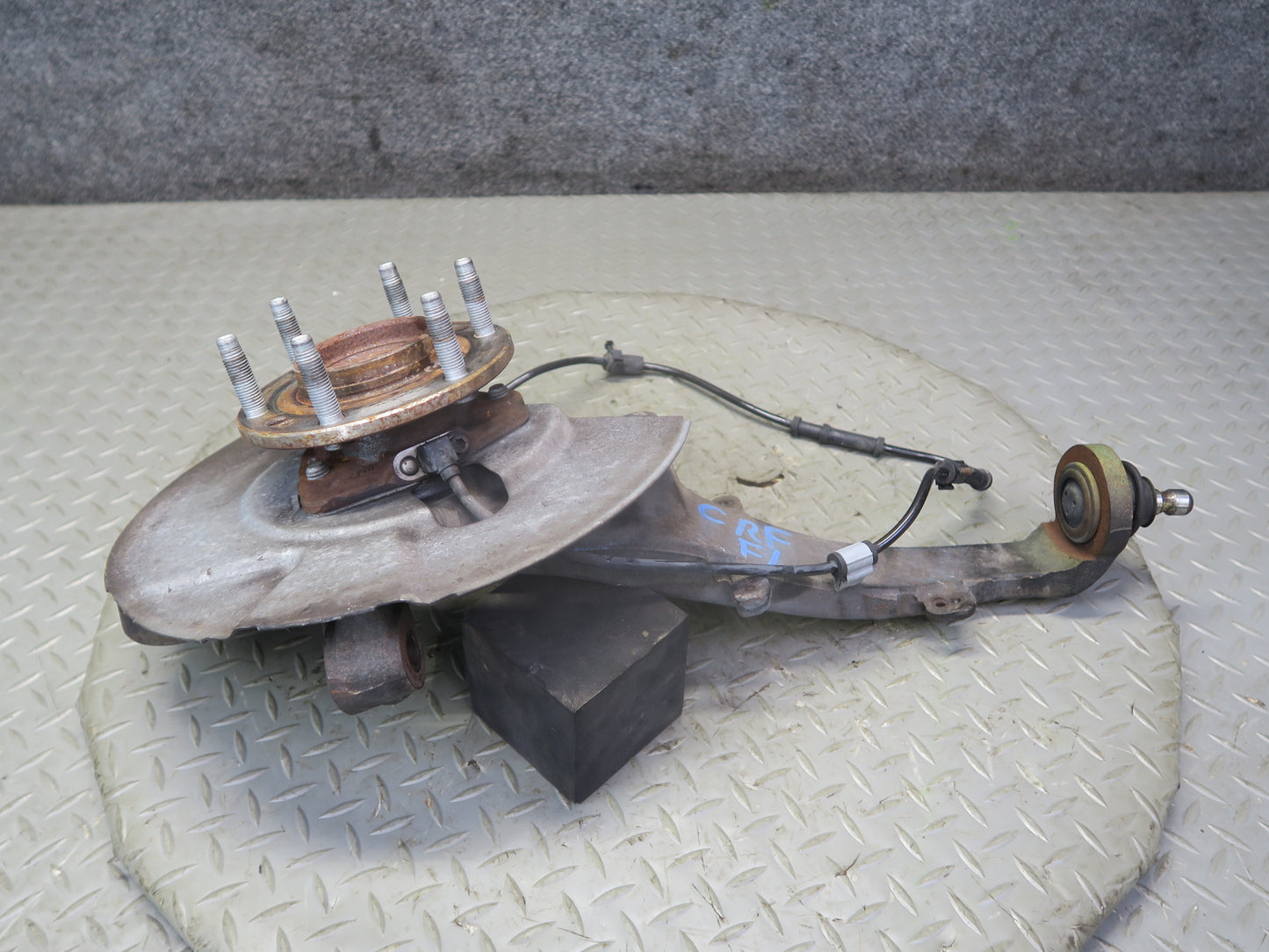 03-06 Chevrolet SSR Front Left Spindle Knuckle Wheel Hub Bearing 51K Miles OEM