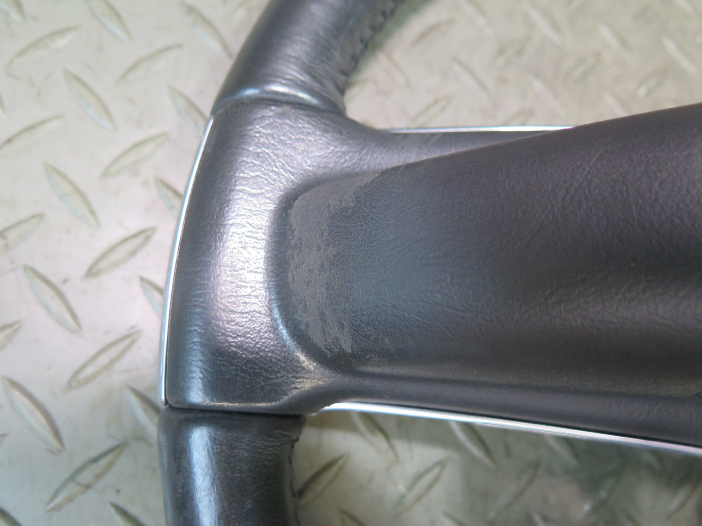03-06 Chevrolet SSR Multifunction Leather Steering 15162293 OEM