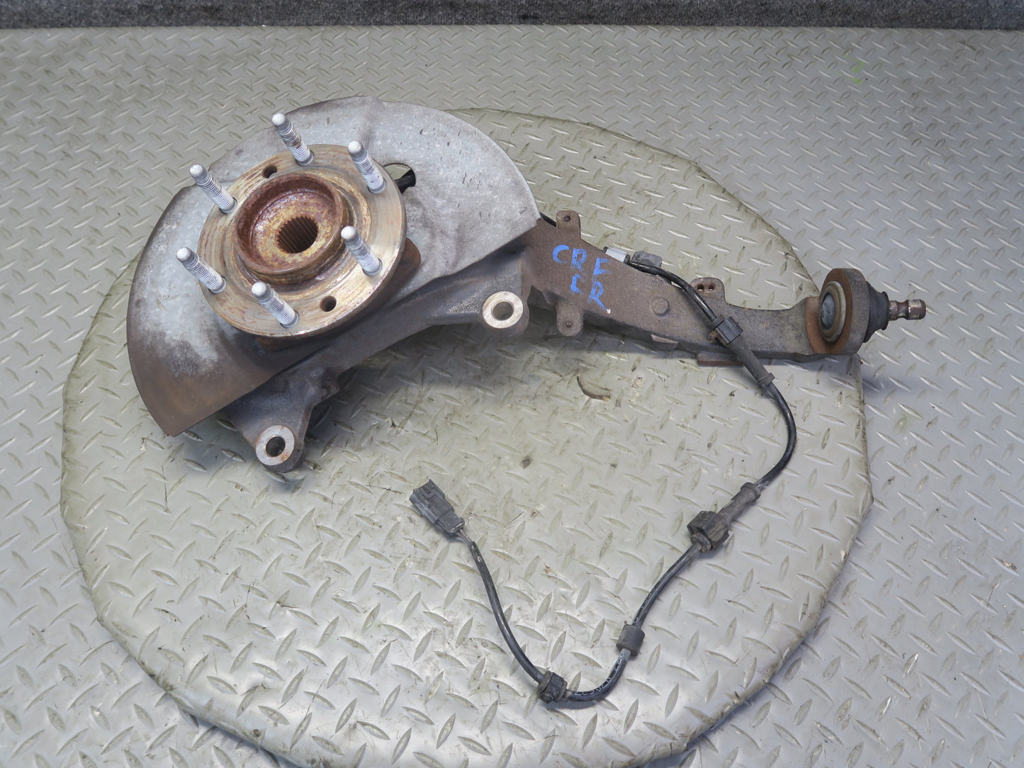 03-06 Chevrolet SSR Front Right Spindle Knuckle Wheel Hub Bearing 51K Miles OEM