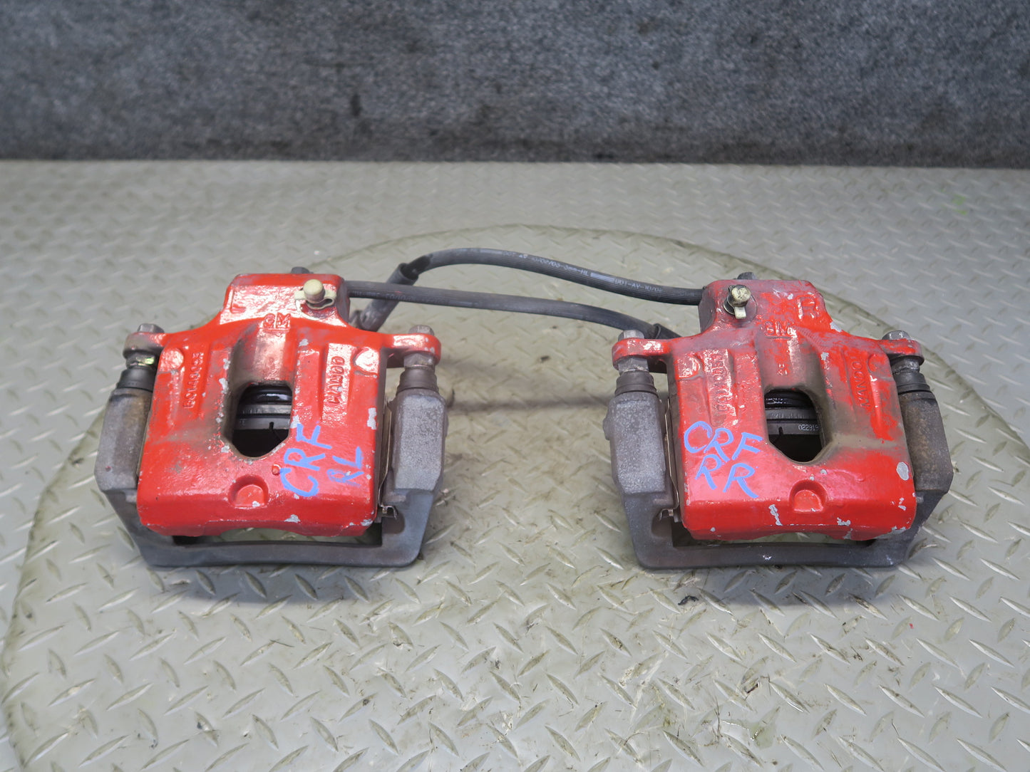 03-06 Chevrolet SSR Set of 2 Rear Left & Right Brake Caliper 51K Miles OEM