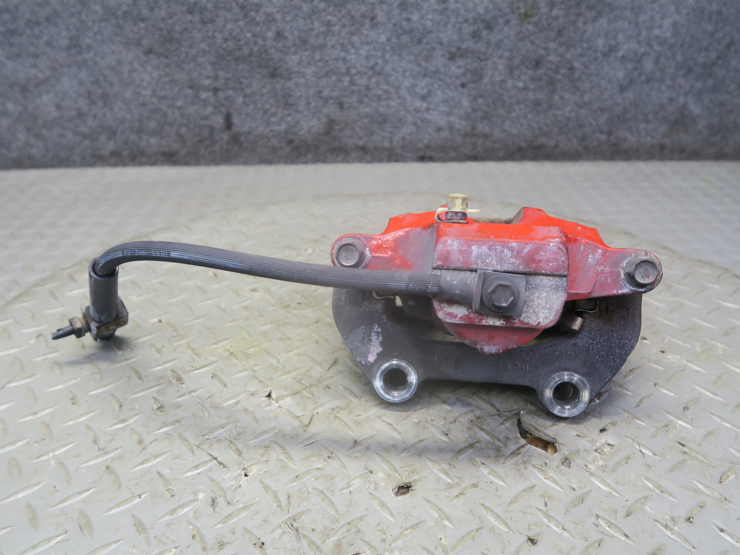 03-06 Chevrolet SSR Set of 2 Rear Left & Right Brake Caliper 51K Miles OEM