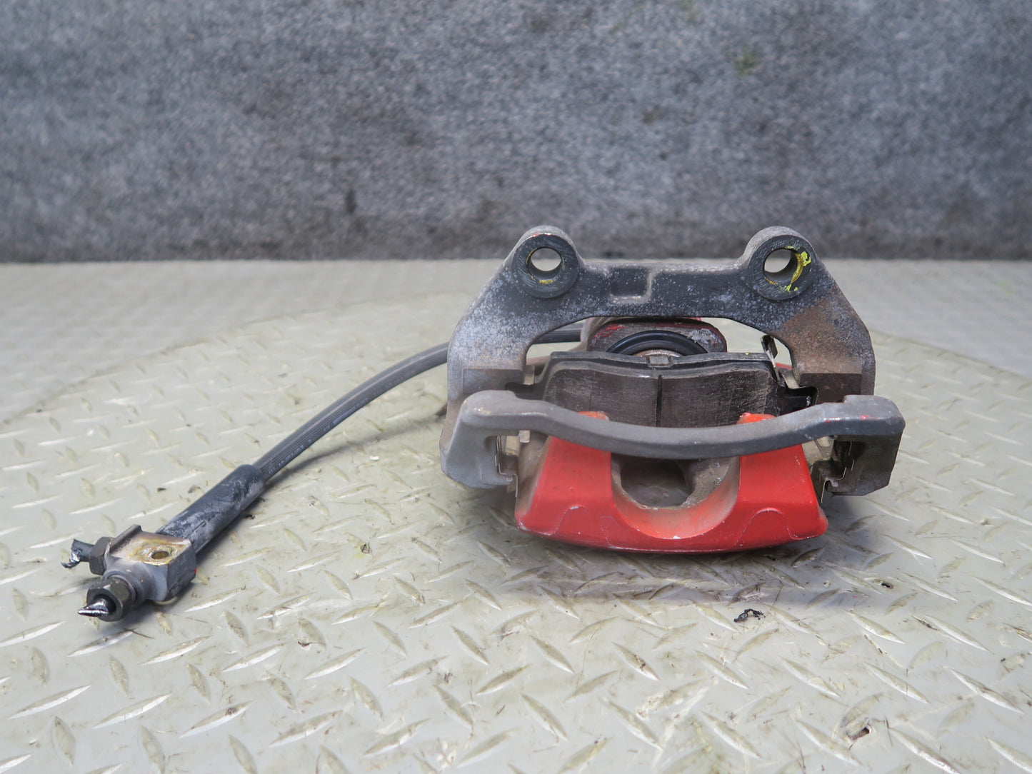 03-06 Chevrolet SSR Set of 2 Rear Left & Right Brake Caliper 51K Miles OEM