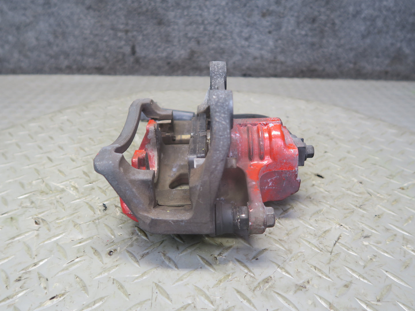 03-06 Chevrolet SSR Set of 2 Rear Left & Right Brake Caliper 51K Miles OEM