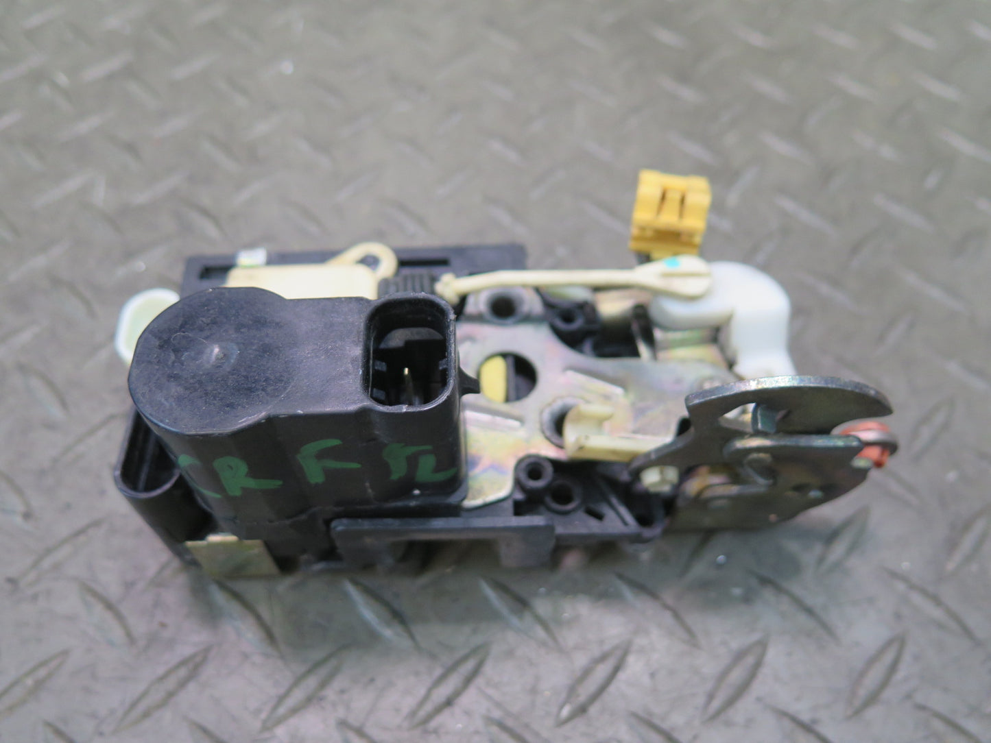 03-06 Chevrolet SSR Front Left Driver Door Lock Latch Actuator OEM