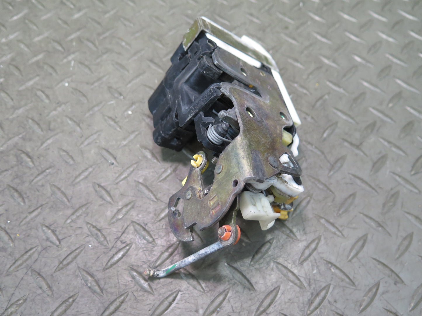 03-06 Chevrolet SSR Front Right Passenger Door Lock Latch Actuator OEM