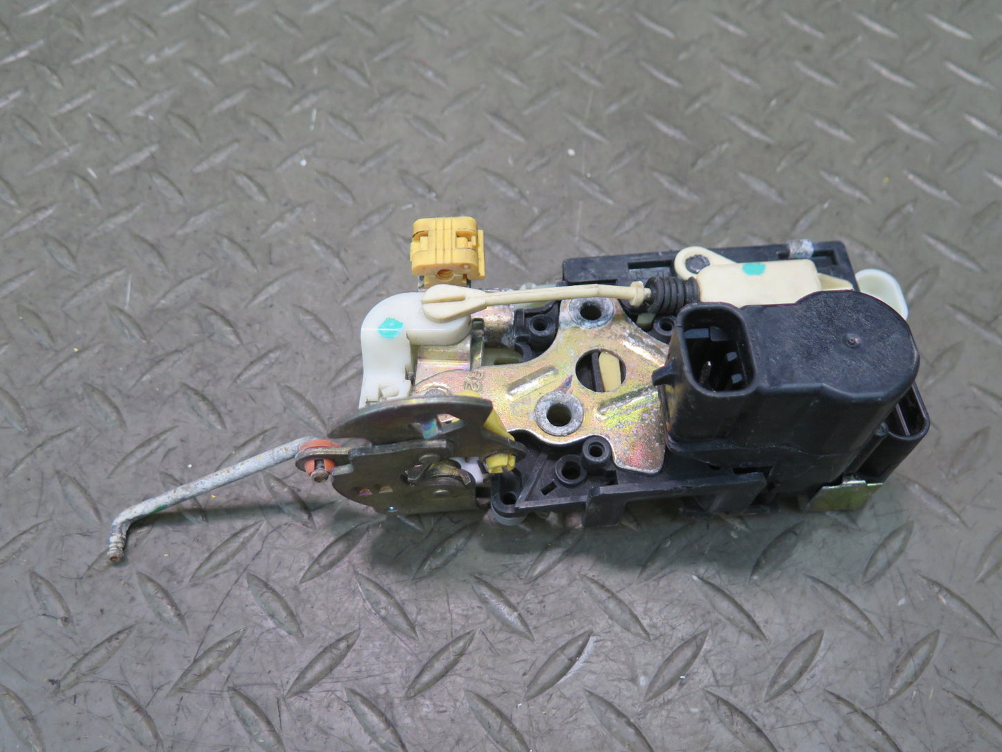 03-06 Chevrolet SSR Front Right Passenger Door Lock Latch Actuator OEM