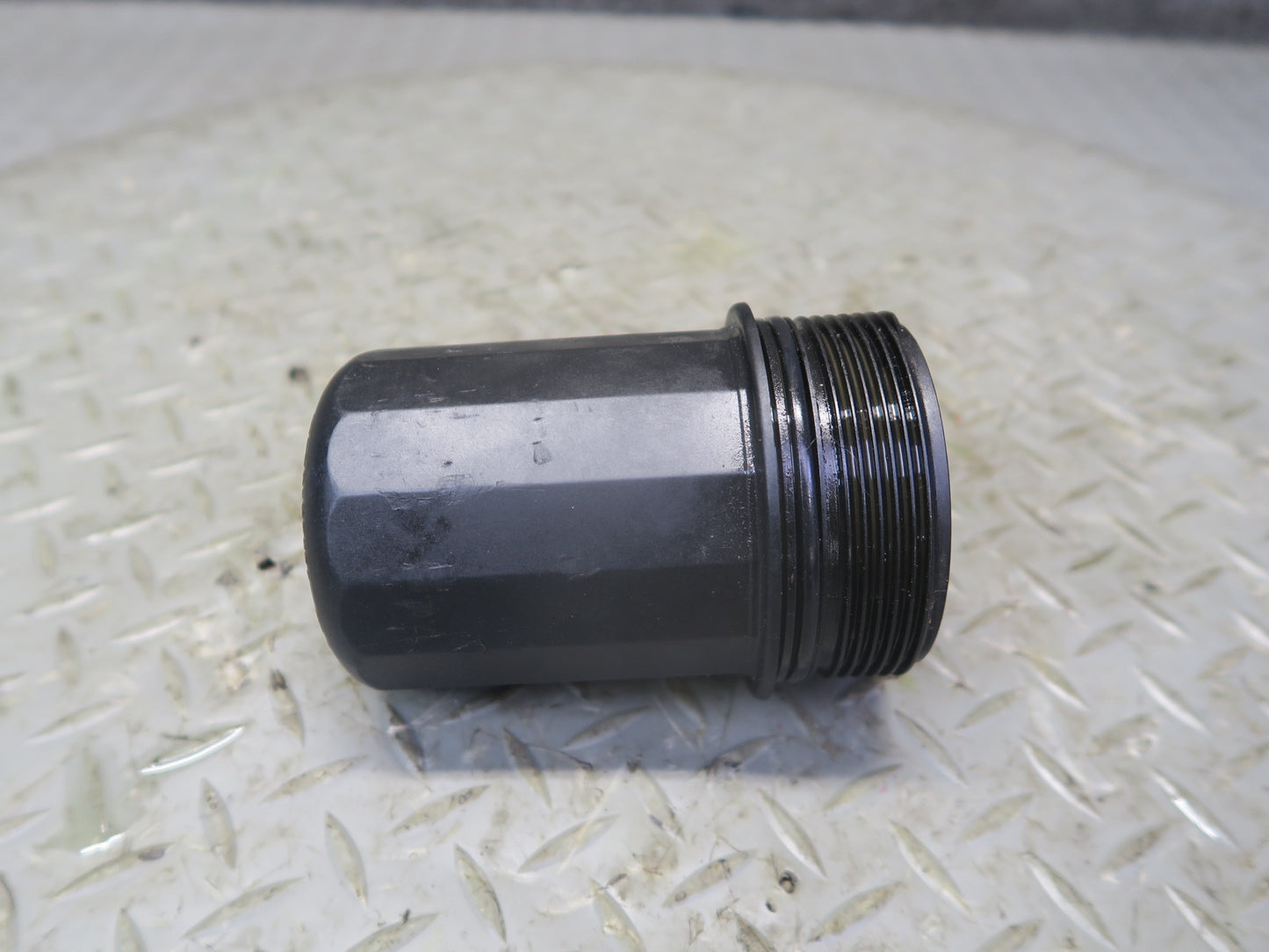 1999-2002 Porsche 911 996 Engine Oil Filter Housing 99610712054