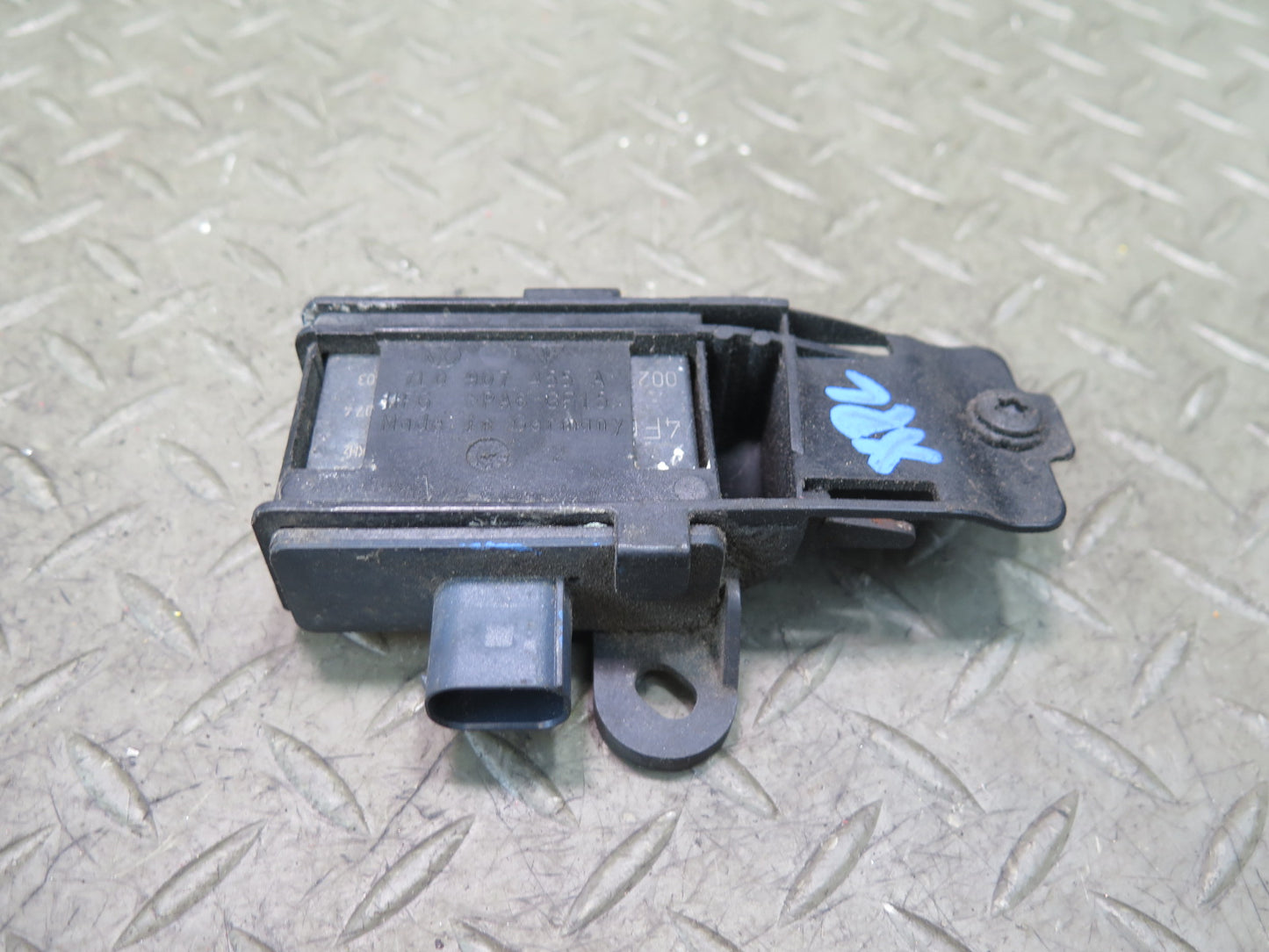 2008-2010 Porsche Cayenne 957 TPMS Tire Pressure Monitor Sensor 7L0907455A